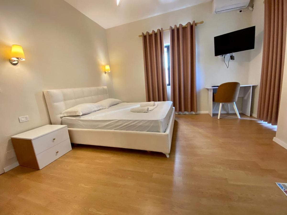 Hotel Globo Durrës Eksteriør bilde