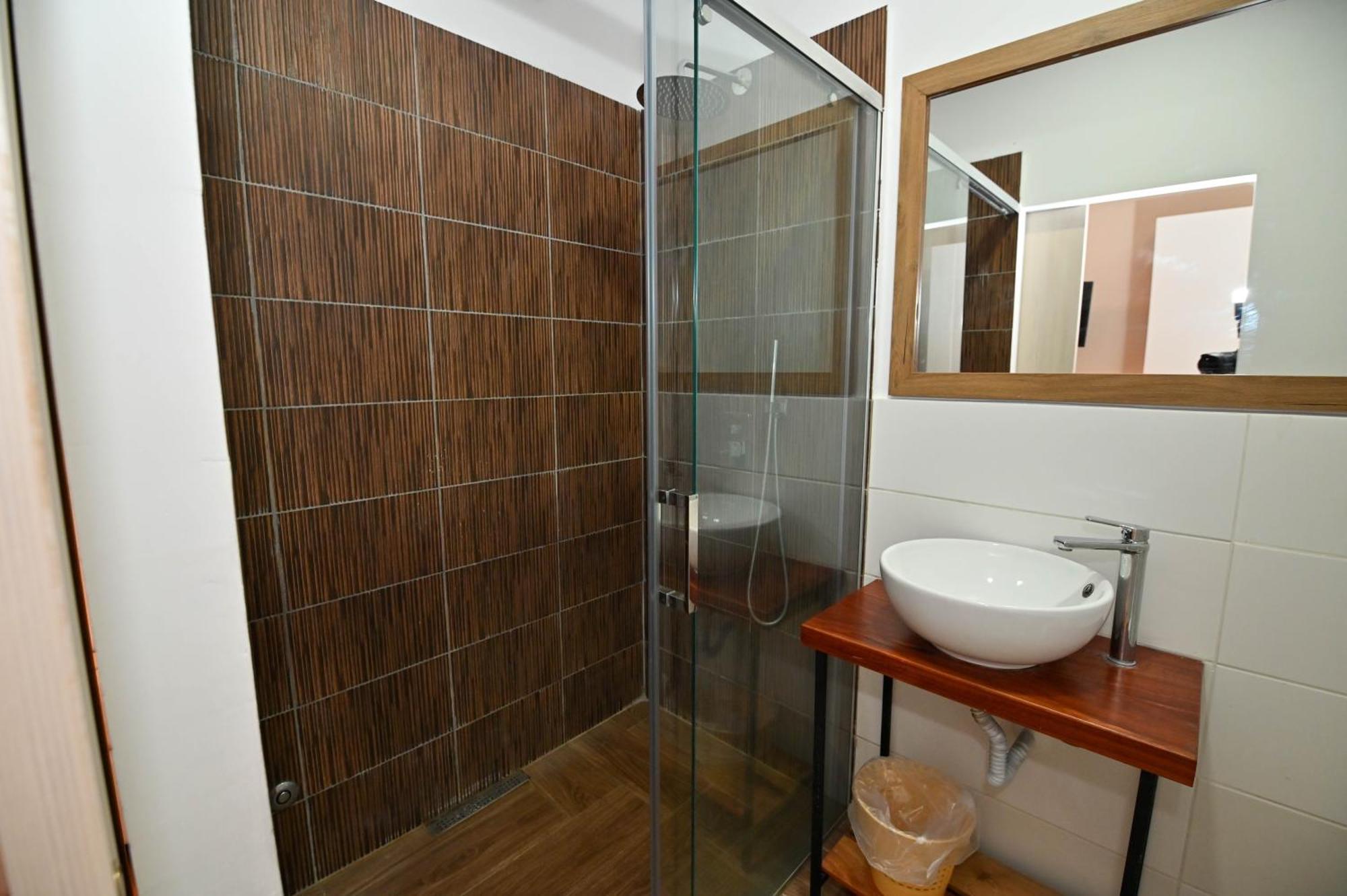 Hotel Globo Durrës Eksteriør bilde